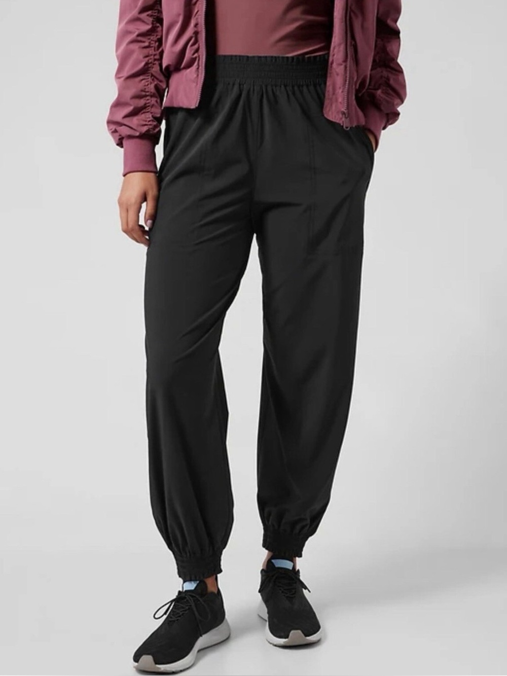 Athleta Black Savannah Featherweight Jogger Pants